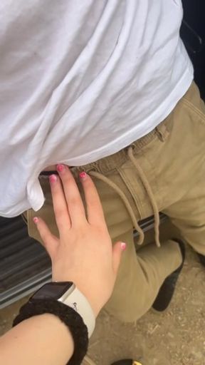 HJ DATE MIT MEINER BESTEN FREUNDIN OUTDOOR MIT EXTREMEN CUMSHOT