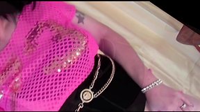 Kellystar518 struggles with love