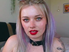 Webcam busty blonde stripped covered by oil anal masturbate