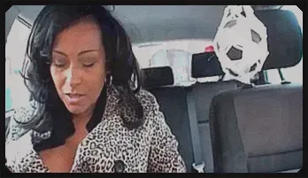 Donna Ambrose: All-Natural Mature Beauty