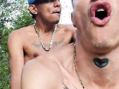 enorme polla negra revienta culo peque o