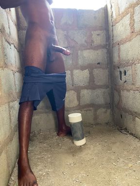 Watch me cum in uncompleted building whiles I wait for the bread seller