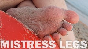 Dirty Bare Feet On The Sea Closeups (MOV HD)