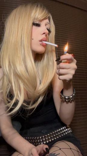 Smoking a Cig