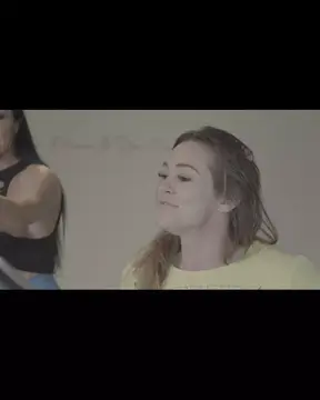 Tattooed queen with ripped figure gets pounded by muscular bodybuilder