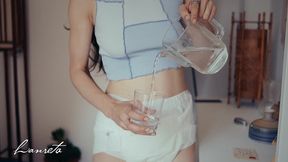 fulfilling a large and chubby nappy - amateur lanreta