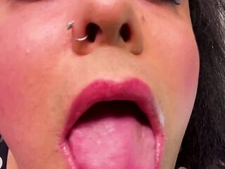 Passionate Kissing & Sloppy Blowjob (TEASER)