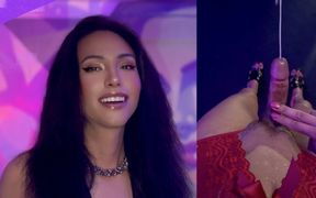 Between My Eyes and My Toes, You´ll Find the Best Gift