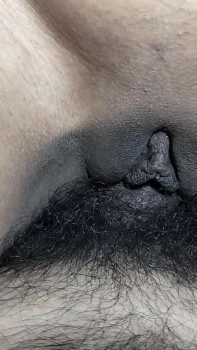 Brother-in-law fucked sister-in-law fiercely in the hotel   Clip 1