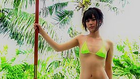 Masako - Neon Green Thong