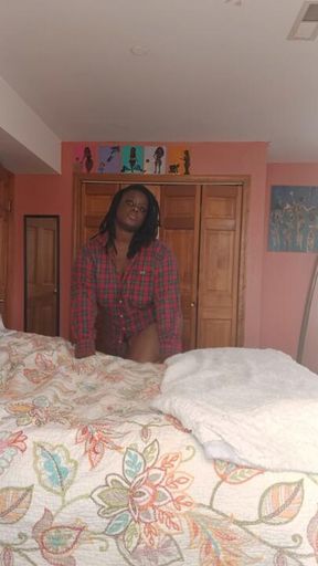 Vixen To The Voyeur: Bedroom Tease