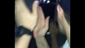 homens brancos acordam o amigo na porta do condominio no edson queiroz fortaleza