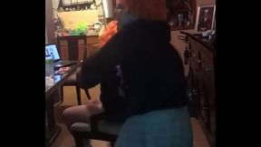 Ni&ntilde_a tibur&oacute_n caliente busca gran polla de Diego rivera