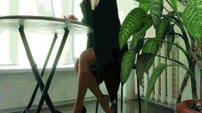 Oh, how her exhausted legs hurt WMV(1280x720)FHD