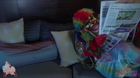 maid julie fucks gibby