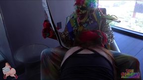 maid julie fucks gibby
