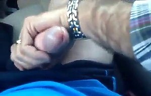 Str8 married helping hand in the car