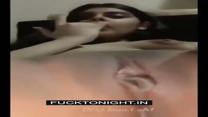 Delhi cute girl sucking bf dick and eating cum of her bf xxx viral leaked