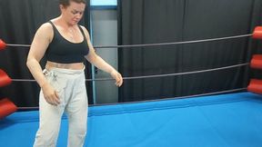 Bodybuilder lady vs skinny guy