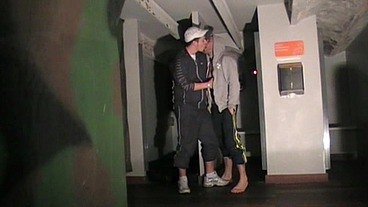 sneaker sextape with JESS and striaght in jogging