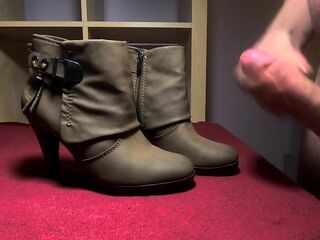 Putting a BIG LOAD on some cute ankle boots