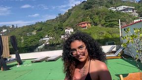 Novinha casada de 18 anos perde o telefone e vazam v&iacute_deos transando na praia do recreio