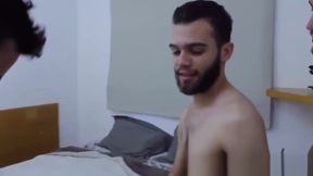 Fez DP sem capa com dois ativos dotados