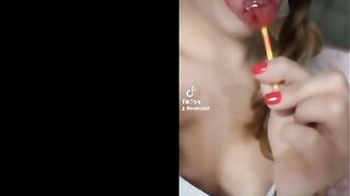 Chupetin + Tiktok = xxx me chupo todo el chuepetin bien mojadita.. Lollipop + Tiktok 1/2