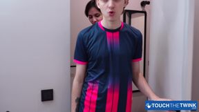 Twink Oliver Wilson Massages Elio Pjatteryd Hard Cock