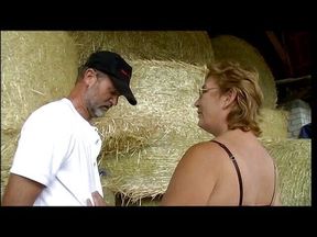 Mature woman screwed in a farm