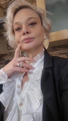 You Think I'm Sexy You Haven't Seen Anything I'm a Very Slutty Mature French Woman