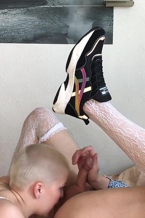 Vilu Vidish Makes a Boy Into a Girl to Peg Him