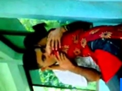 Bangladeshi Muslim girl Farzana fucking her bf secretlly
