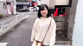 Cheating Wife Grabs Creampie from Paid Maid Cafe Boyfriend