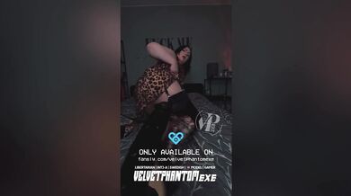 SWEDISH JOY TOY FUCKING A BIG DILDO ON HER FUCK MACHINE | Uncensored on Fansly @VelvetPhantomEXE