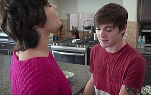 Tyler Cruse fucked Olive Glass over the table