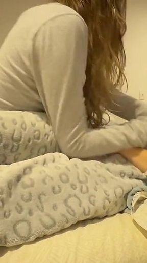 Wrestling Between Women and Tickling