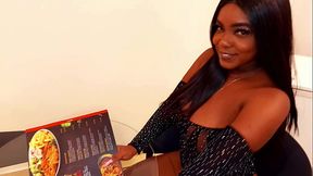 la invite a cenar y termino follando conmigo