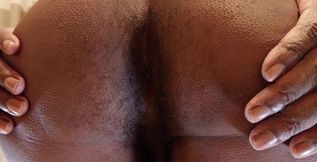 Spreading That Cheeks