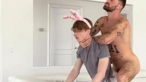 Family Dick: Rough fucking amongst twink boy