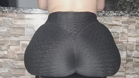 My farts trapped in my perfect ass leggings