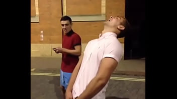 ZporN - Aut in public - Straight friends make really gay things