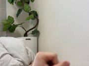 １人えっちして精液が飛んじゃった 21歳大学生