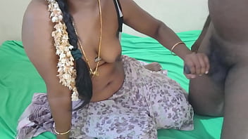 Indian hot housewife fucked by delivery boy
