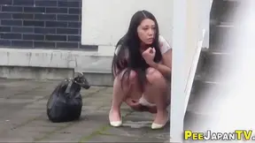 Jav Porn ~ Bizarre Japanese Pissing Scene
