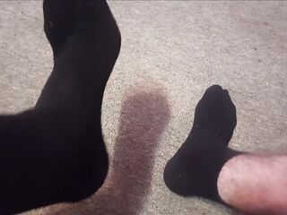 FEET ASMR WITH WHOLESOME ENDING (BLACK SOCKS).