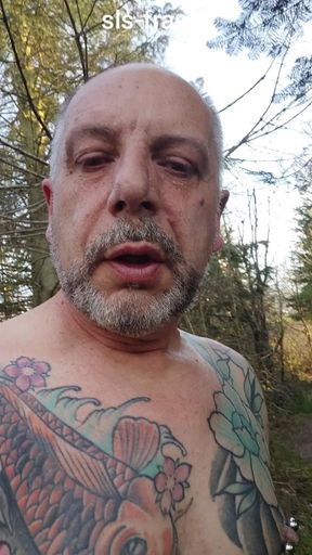 Sls-frank at This Carpooling Parking Lot I Am Looking for Punters and Introduce Myself.