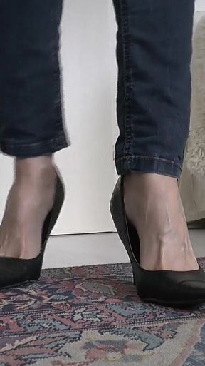 Extremely Pointed High Heels Lady Victoria Valente Jerk off Instructions and a Great Cum for Pointed Heels