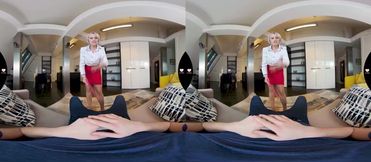 Immersive VR Experience with a Seductive Stepmom in POV Action