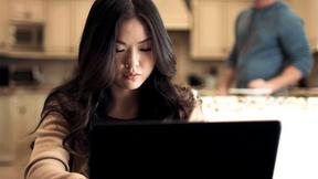 ”Asian teen Lulu Chu heard MOMMY Slimthick Vic fuck her roomie Seth Gamble”